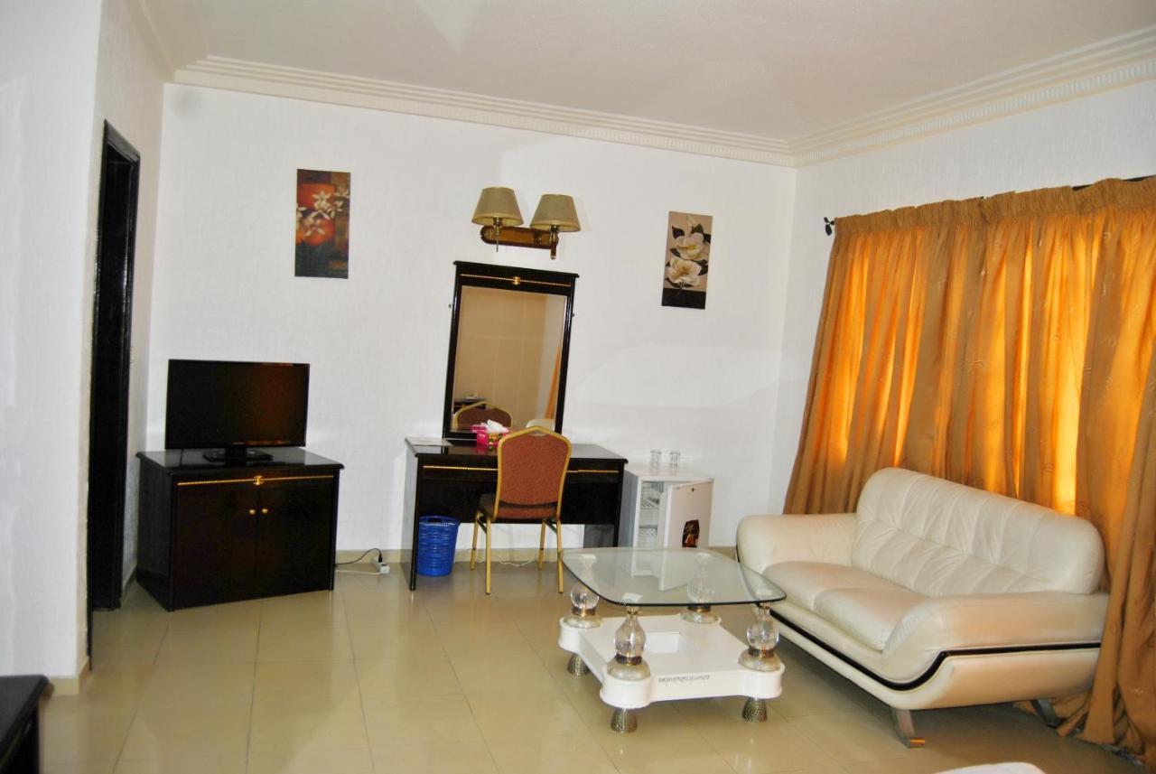 קוטונו Riviera Hotel Benin מראה חיצוני תמונה